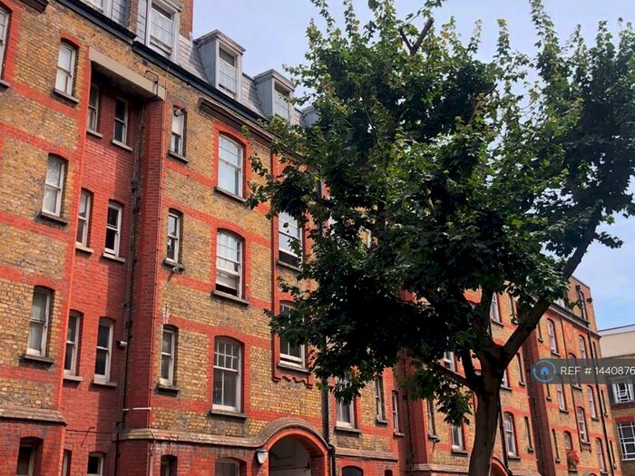 2 Bedroom Flat To Rent In Henley House, London, E2