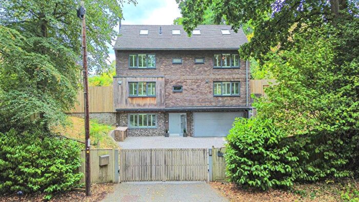 6 Bedroom Detached House For Sale In High Beech Lane, Lindfield, RH16