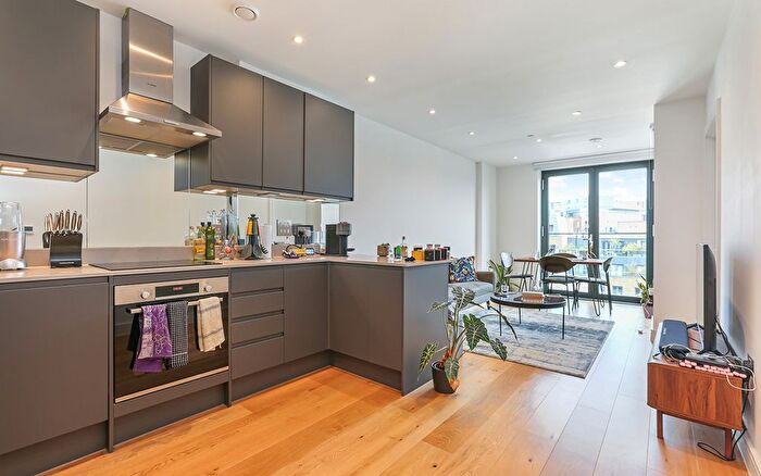 1 Bedroom Property To Rent In Colorama House, Rushworth Street, London, SE1