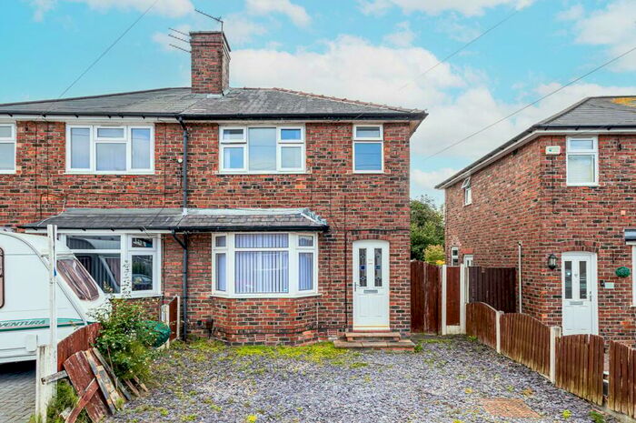 3 Bedroom Semi-Detached House To Rent In Lancaster Road, Cadishead, Manchester, M44