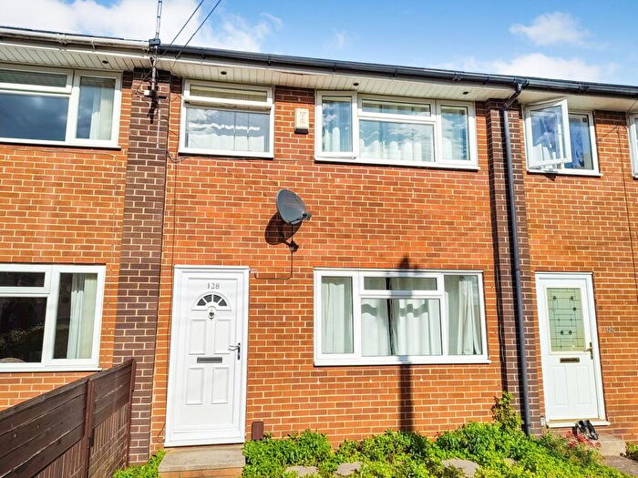 3 Bedroom Terraced House For Sale In Town Street, Armley, Leeds, LS12