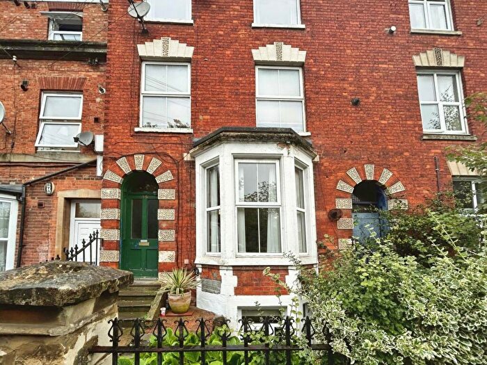 1 Bedroom Apartment To Rent In Middleton Road, Banbury, Oxfordshire, OX16