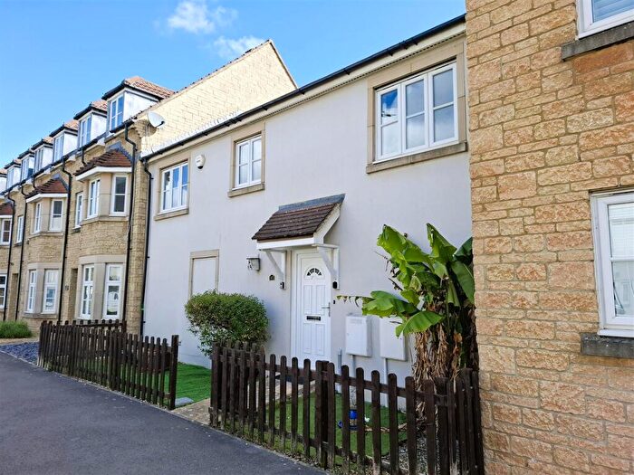 1 Bedroom Maisonette For Sale In Freestone Way, Corsham, SN13