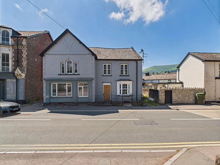 1 Bedroom Flat For Sale In Brecon Road, Abergavenny, NP7