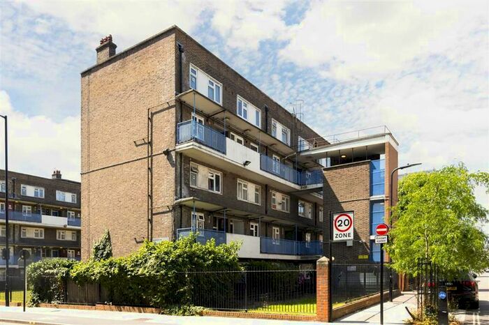 2 Bedroom Flat To Rent In Kent Street, London, E2