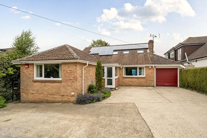 6 Bedroom Chalet For Sale In South Road, Horndean, PO8