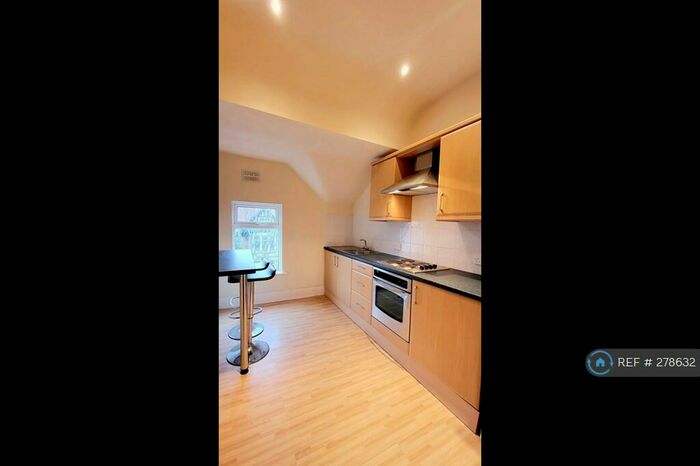 1 Bedroom Flat To Rent In Orchard Road, Lytham St. Annes, FY8