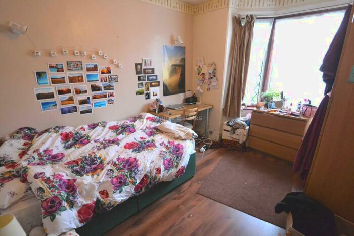 4 Bedroom Terraced House To Rent In St Peters Road, Reading, RG6