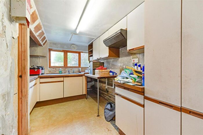 3 Bedroom House For Sale In Melbourne Road, Chichester, PO19