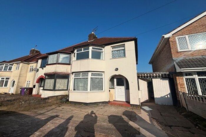 4 Bedroom Semi-Detached House To Rent In Lodge Road, Wolverhampton, WV10