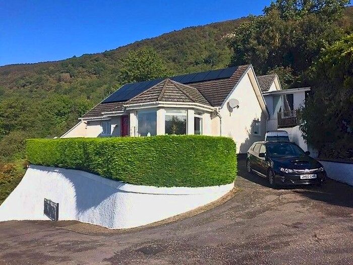 4 Bedroom Detached House For Sale In Rowanbrae, Old Town, North Ballachulish, PH33