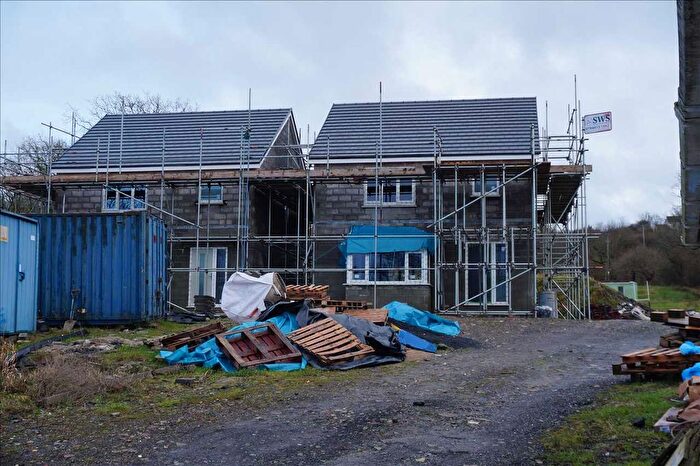 3 Bedroom Detached House For Sale In Bethesda Road, Tumble, Llanelli, SA14