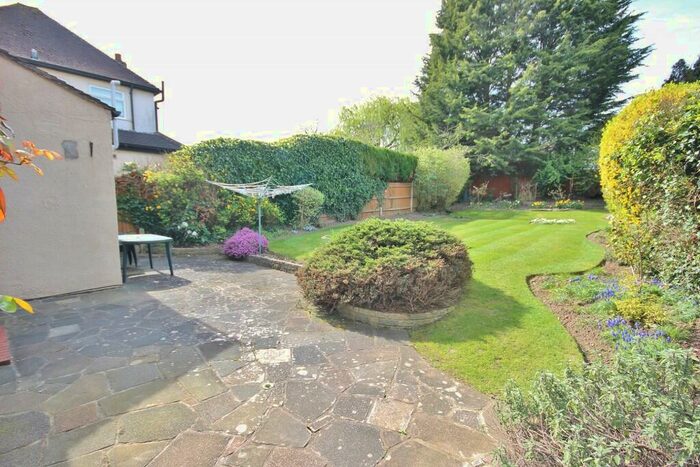 3 Bedroom Detached House To Rent In Abinger Avenue, Sutton, Surrey, SM2