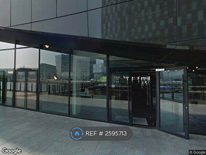 2 Bedroom Flat To Rent In Mann Island, Liverpool, L3