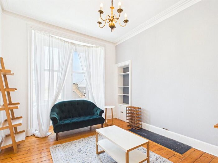 1 Bedroom Apartment To Rent In Willowbrae Road, Edinburgh, Midlothian, EH8