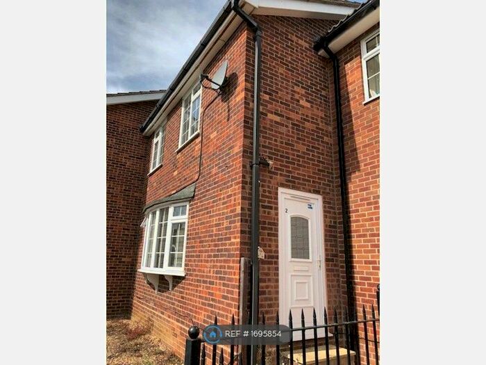 4 Bedroom Terraced House To Rent In Leam Close, Colchester, CO4