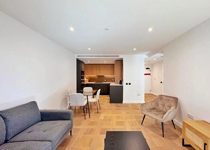 1 Bedroom Apartment To Rent In Boxwood Gardens, London Dock, Wapping, E1W