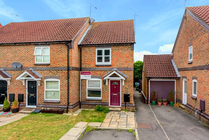 2 Bedroom End Of Terrace House To Rent In Kaye Don Way, Weybridge, KT13