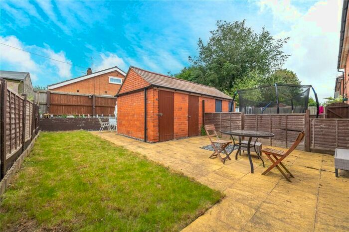 3 Bedroom Terraced House For Sale In Eastcliffe Square, Caythorpe, Grantham, Lincolnshire, NG32
