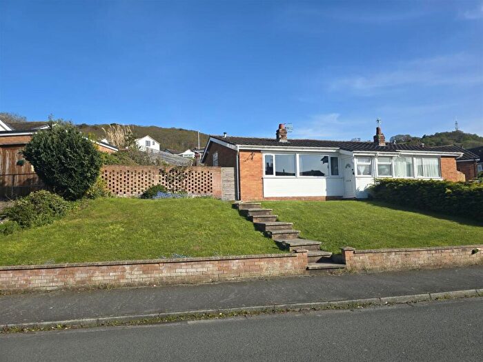 2 Bedroom Semi-Detached Bungalow To Rent In Bryn Castell, Conwy, LL32
