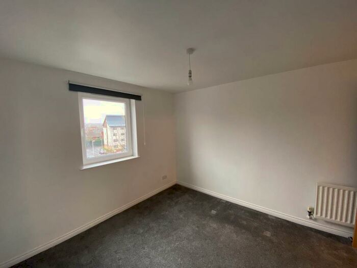 2 Bedroom Flat To Rent In Morris Court, Perth, PH1