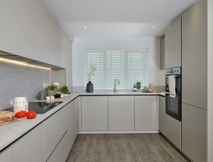 4 Bedroom Detached House For Sale In Tattenhoe Park, Priestley Drive, Milton Keynes, Buckinghamshire, MK4