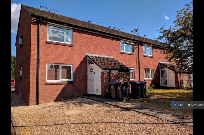 1 Bedroom Maisonette To Rent In Roman Way, Chippenham, SN15