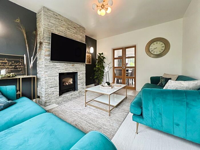3 Bedroom Semi-Detached House For Sale In Neston Avenue, Sharples, BL1