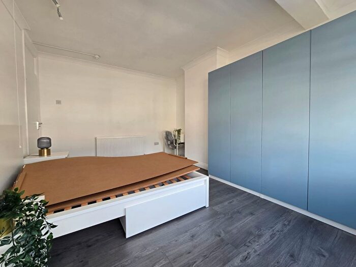 1 Bedroom Terraced House To Rent In Danehurst Gardens, Redbridge, London, IG4