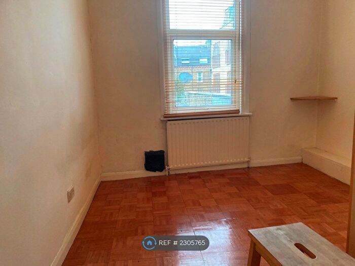 1 Bedroom Flat To Rent In West Ealing, London, W13