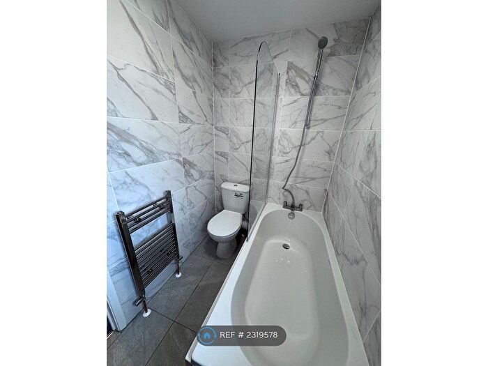 2 Bedroom End Of Terrace House To Rent In Frampton Close, Eastleaze, Swindon, SN5