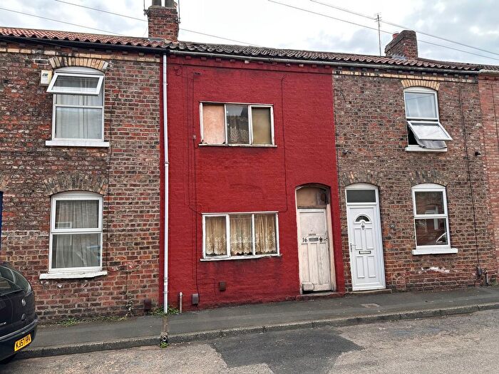 2 Bedroom Terraced House For Sale In Chaucer Street, York, YO10