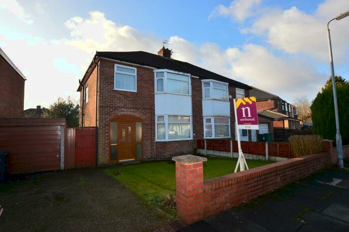 3 Bedroom Semi-Detached House To Rent In Bradford Park Drive, The Haulgh, Bolton, BL2