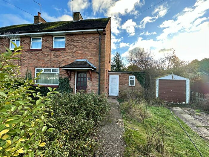 2 Bedroom Semi-Detached House For Sale In Alauna Avenue, Alcester, B49