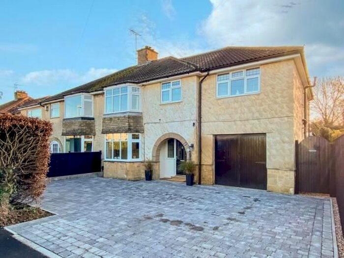 5 Bedroom Semi-Detached House To Rent In Coxwold View, Wetherby LS22