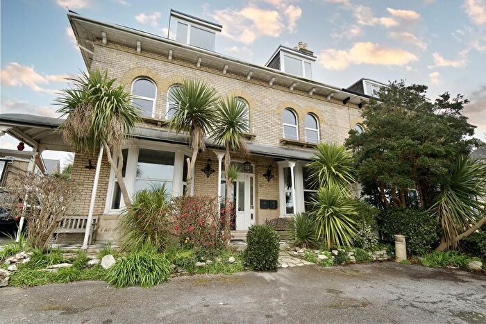 2 Bedroom Flat For Sale In Buxton Road, Weymouth, DT4