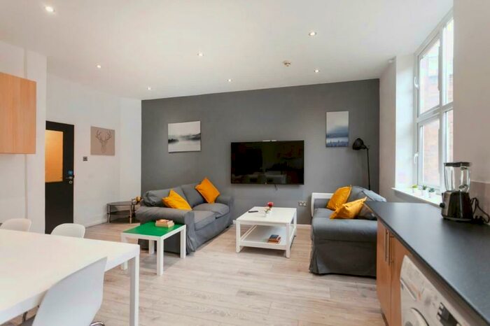 5 Bedroom Apartment To Rent In Flat E Wellington Street, Leicester, LE1