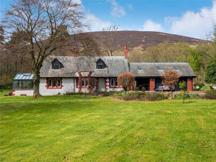 4 Bedroom Cottage For Sale In Symington, Biggar, South Lanarkshire, ML12