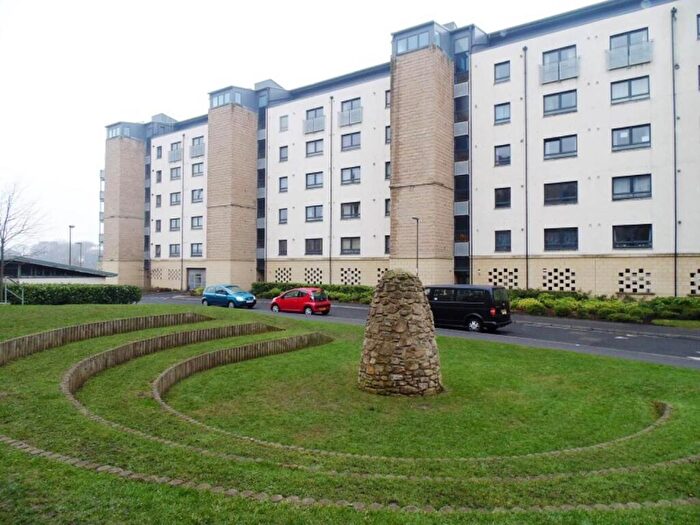 1 Bedroom Flat To Rent In Hawkhill Close, Leith, Edinburgh, EH7