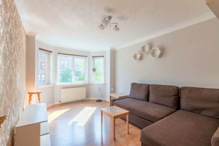 1 Bedroom Flat To Rent In Easter Dalry Drive, Edinburgh, EH11