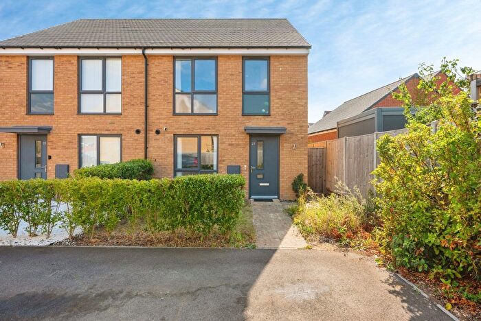 3 Bedroom Semi-Detached House For Sale In Clews Grove, Wootton, Bedford, Bedfordshire, MK43