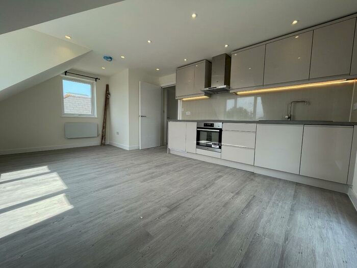 1 Bedroom Flat To Rent In J Kings Hedges Road, Cambridge, Cambridgeshire, CB4