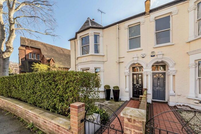 4 Bedroom Property To Rent In Sutton Lane South, London W4