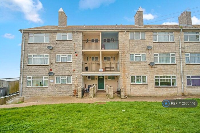 2 Bedroom Flat To Rent In East Weare Road, Portland, DT5