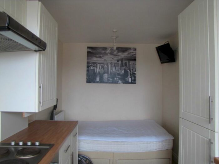 Studio To Rent In Palmerston Road, Boscombe, Bournemouth, BH1