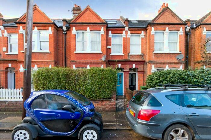 4 Bedroom Property To Rent In Queens Road, East Sheen, London, SW14