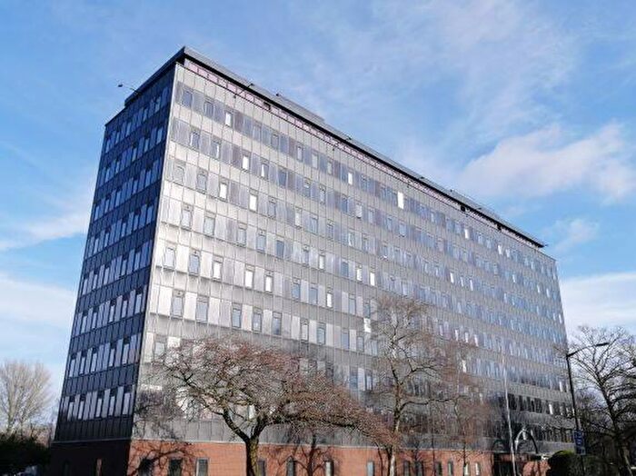 2 Bedroom Apartment To Rent In Park Rise, Trafford Plaza, M16
