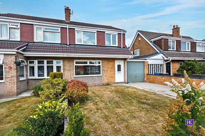 3 Bedroom Semi-Detached House For Sale In Wroxham Road, Great Sankey, WA5