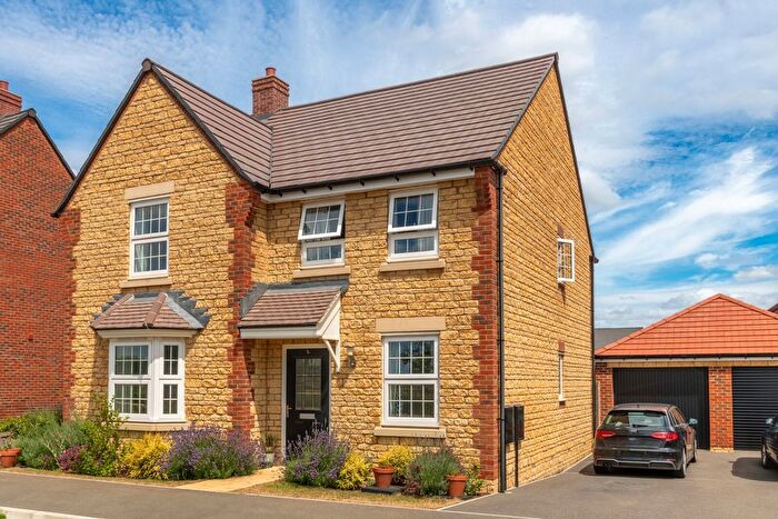 4 Bedroom Detached House For Sale In The Timms, Stanford In The Vale, Faringdon, Oxfordshire, SN7