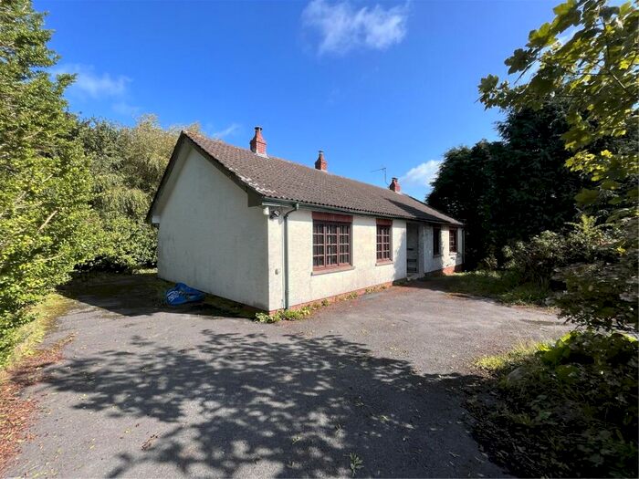 3 Bedroom Bungalow For Sale In Clay Lane, Hundleton, Pembroke, Pembrokeshire, SA71